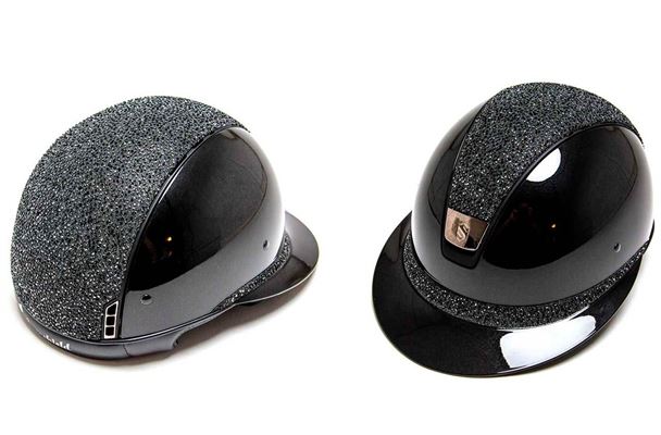 Den rigtige Samshield ridehjelm finder du her.